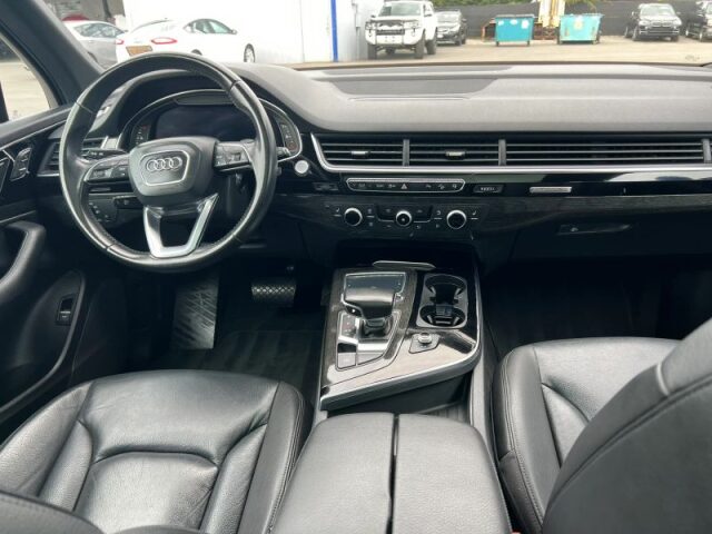 2017 Audi Q7 3.0T quattro Premium Plus Image 12