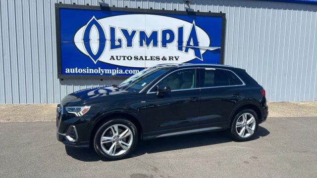 2019 Audi Q3 quattro S line Prem Plus 45 TFSI Image 1