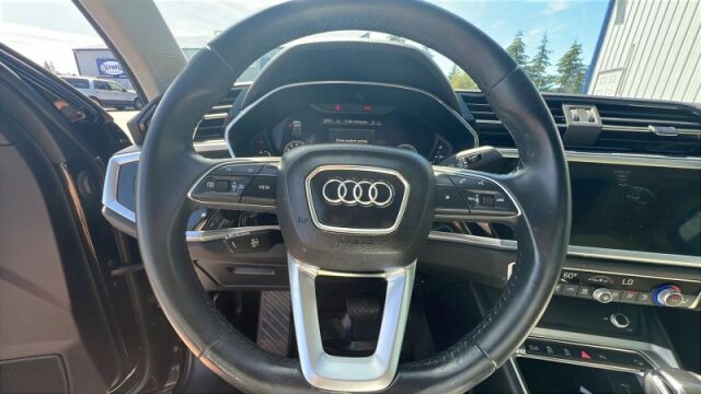 2019 Audi Q3 quattro S line Prem Plus 45 TFSI Image 27