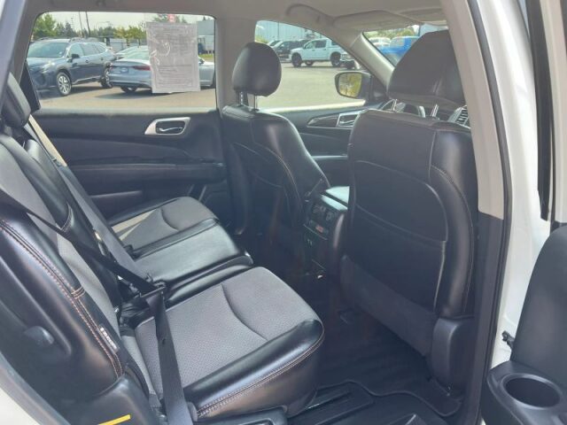 2020 Nissan Pathfinder SV Image 10