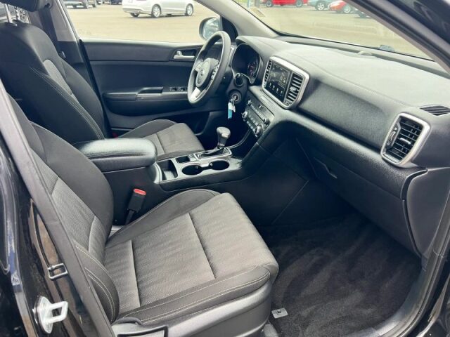 2020 Kia Sportage LX Image 9