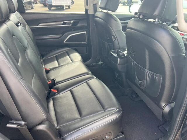 2021 Kia Telluride LX Image 10
