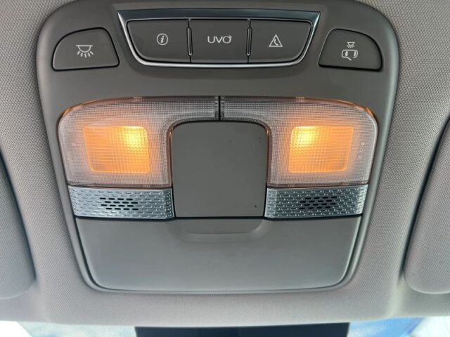 2021 Kia Telluride LX Image 29