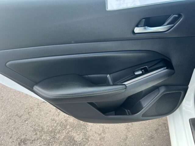 2020 Nissan Altima 2.5 SV Image 19