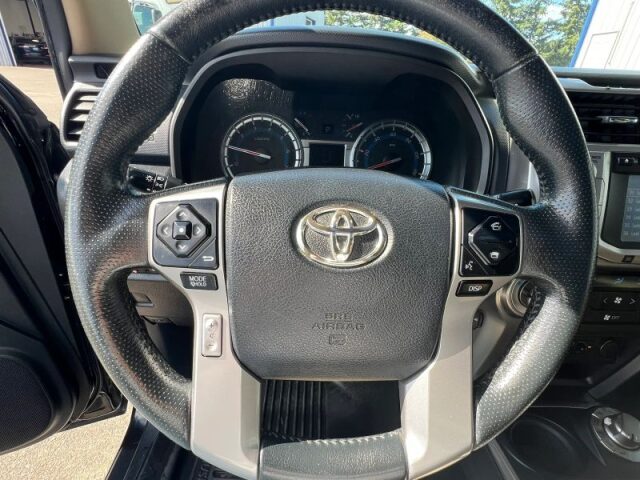 2015 Toyota 4Runner Limited Image 31
