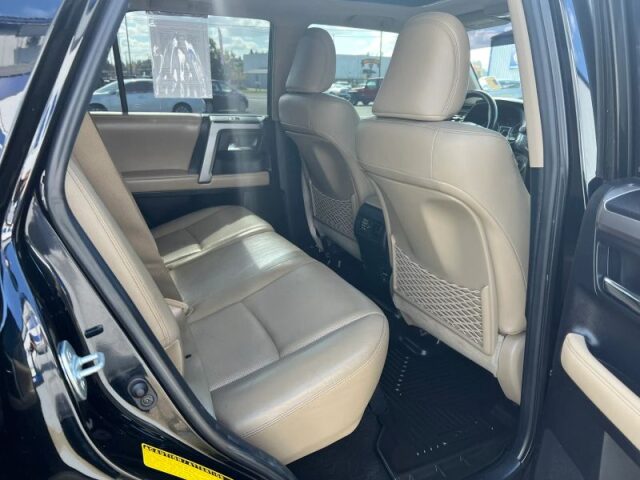 2015 Toyota 4Runner Limited Image 10