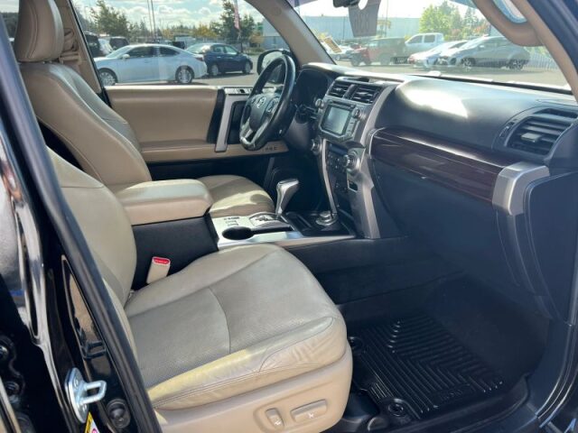 2015 Toyota 4Runner Limited Image 8