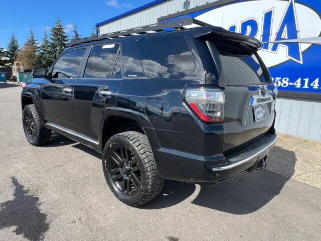 2015 Toyota 4Runner Limited Image 17