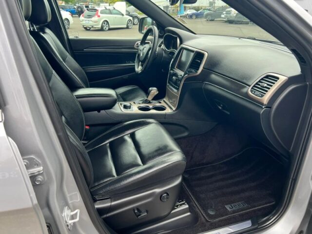 2017 Jeep Grand Cherokee Limited Image 8