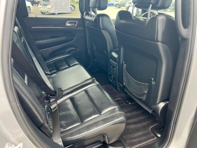 2017 Jeep Grand Cherokee Limited Image 10